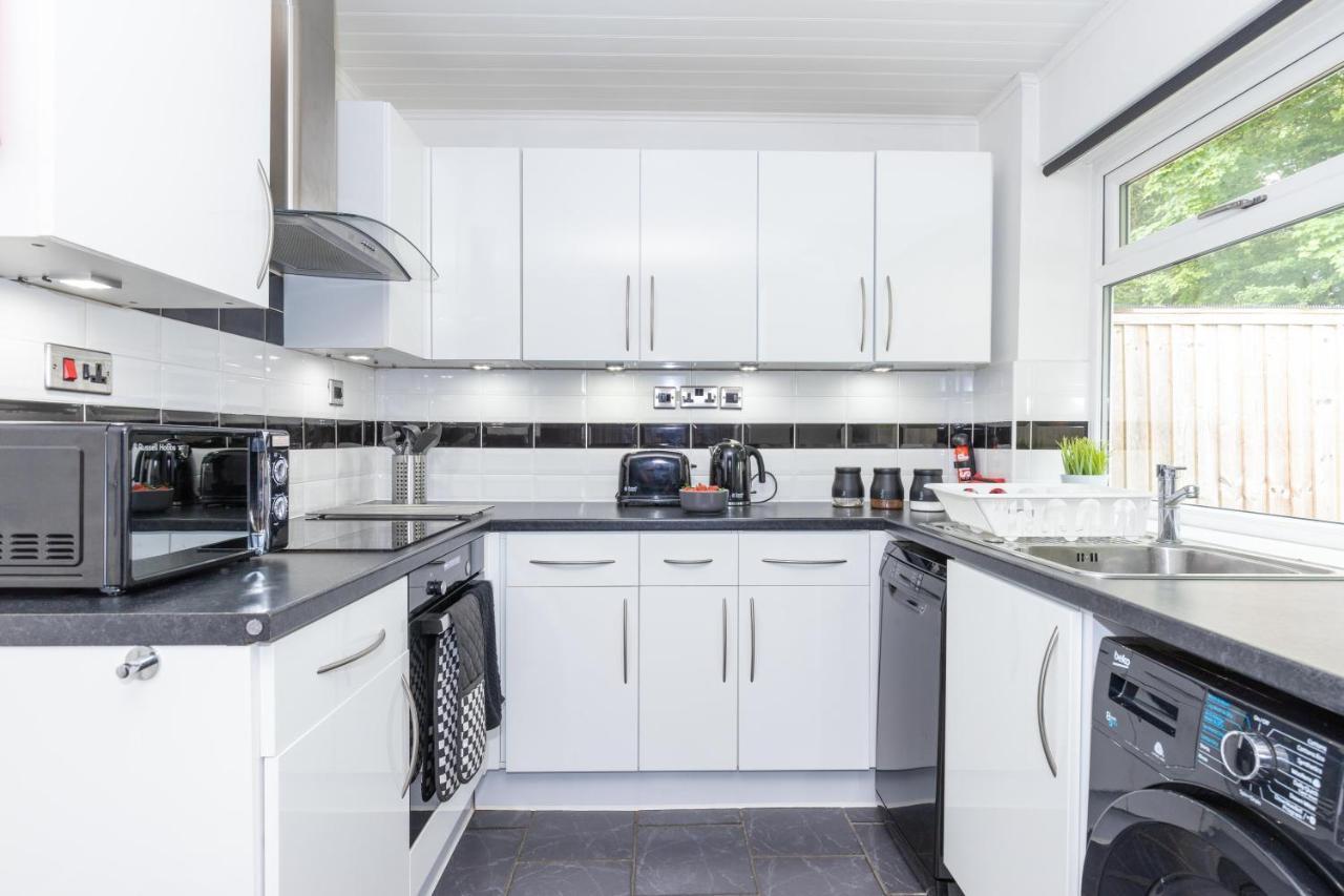 Capri 13 Sa - 3 Bedroom House Close To Loughborough University, Ev Car Facilities, Free Parking, Free Wifi - Ask For Contractor Rates! Exteriér fotografie